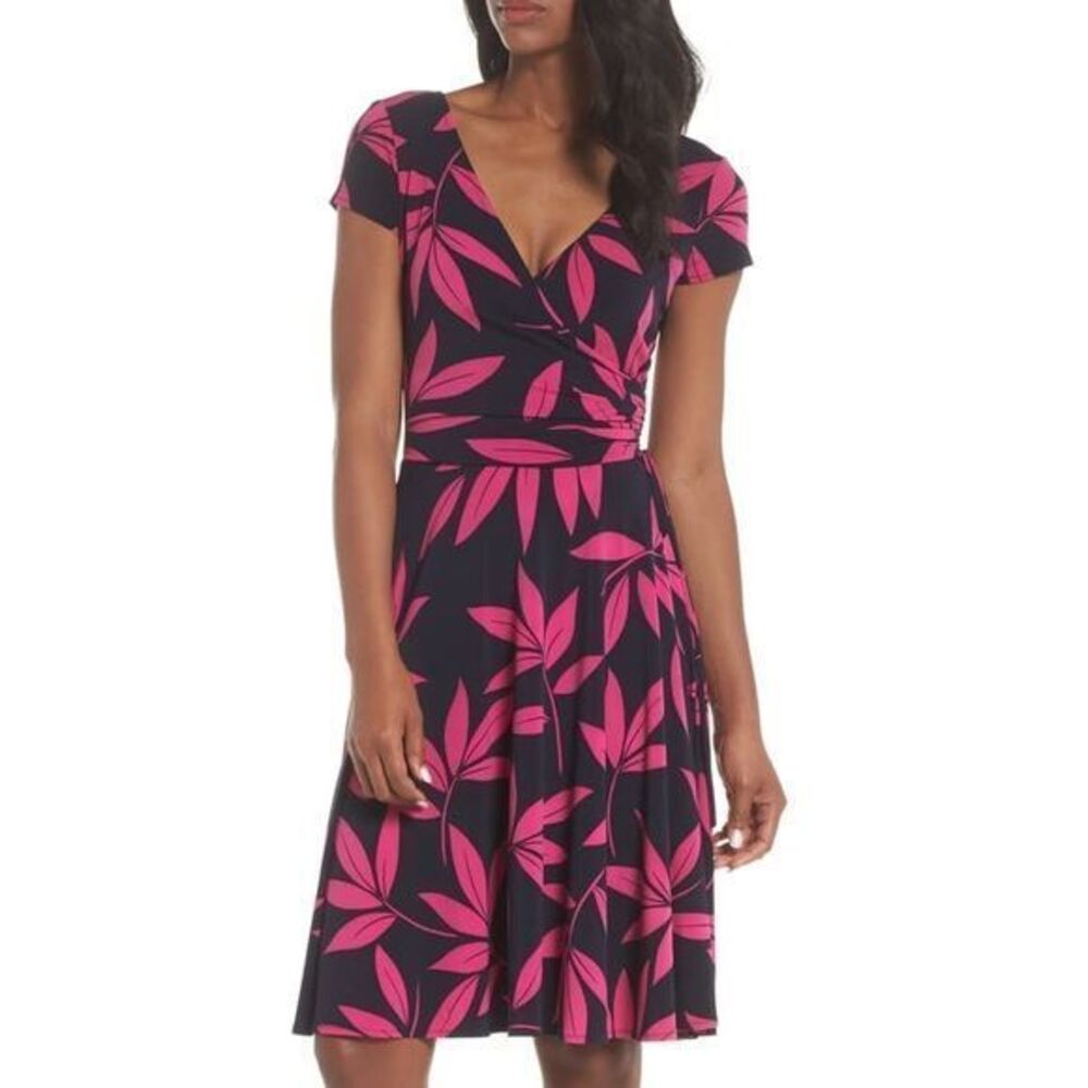 Maggy London Cap Sleeve Surplus Faux Wrap Ruched Midi Dress Black/Pink Leaf Sz 6